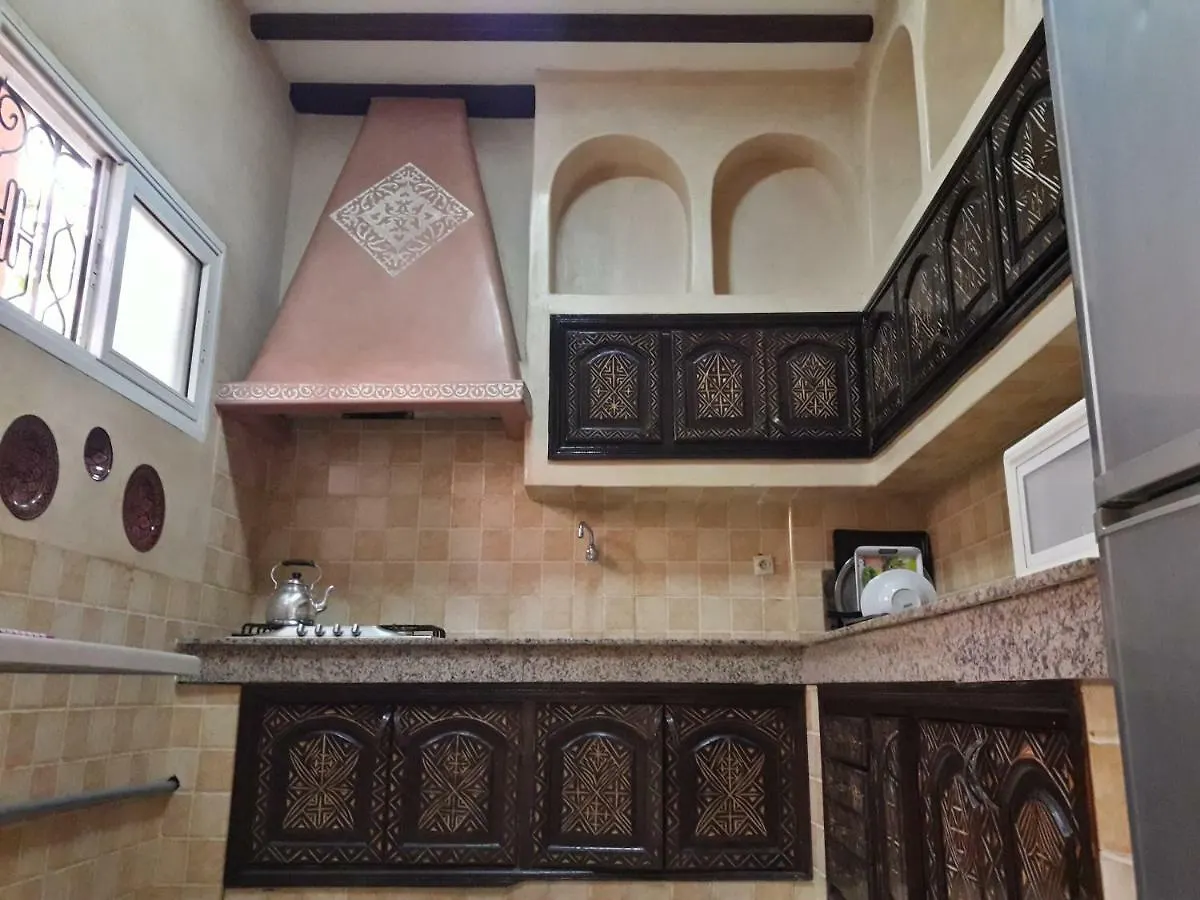 Qaria Riad Family Wifi And Terrace Marakeş