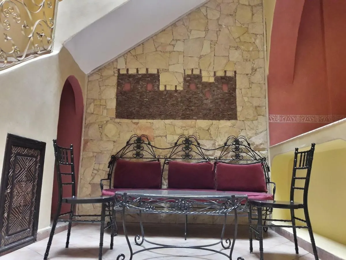 Qaria Riad Family Wifi And Terrace Marakeş