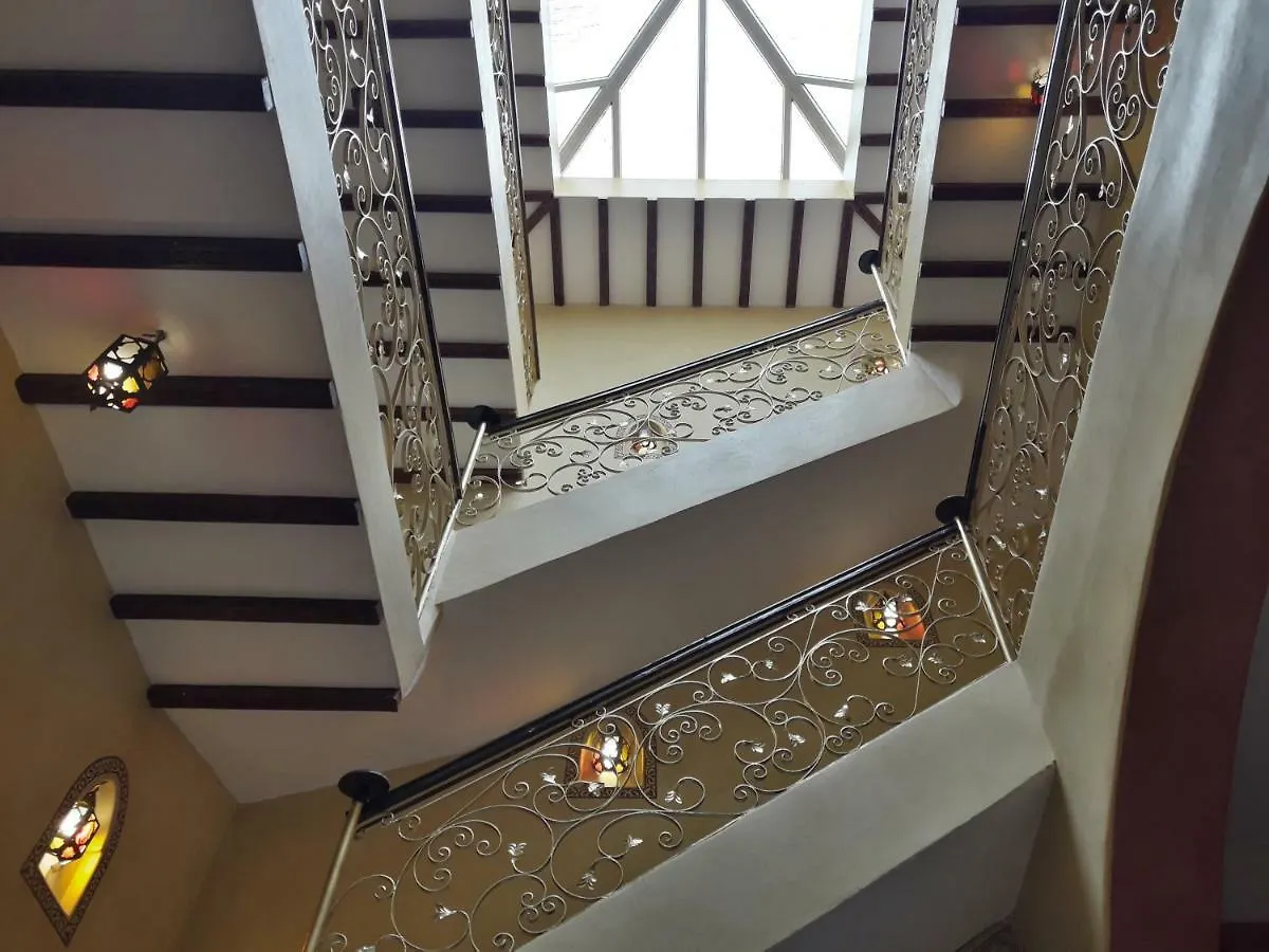 Qaria Riad Family Wifi And Terrace Marakeş Fas